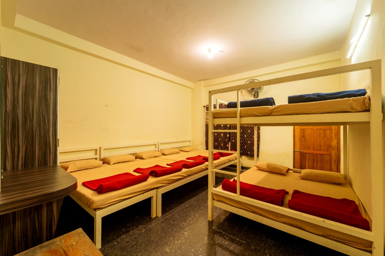 Dormitory (Non-AC) at WHITE PETAL HOMESTAY in Dandeli